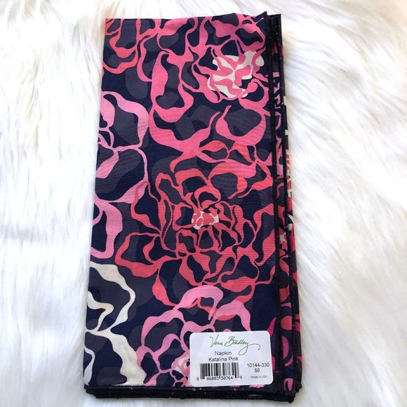 Vera Bradley Placemats and Napkins Set of 4 NWT - Picture 5 of 8